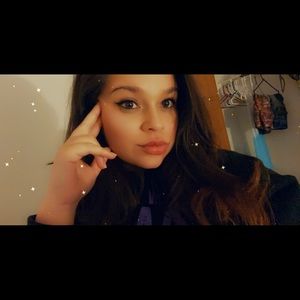 Meet your Posher, Logan